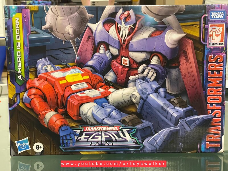 Transformers Legacy A Hero Is Born Alpha Trion And Orion Pax In Hand Image  (1 of 20)